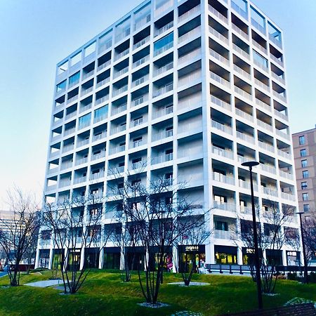 Top Urban Apartment - Free Parking, Green Energy, Modern Style Bratysława Zewnętrze zdjęcie