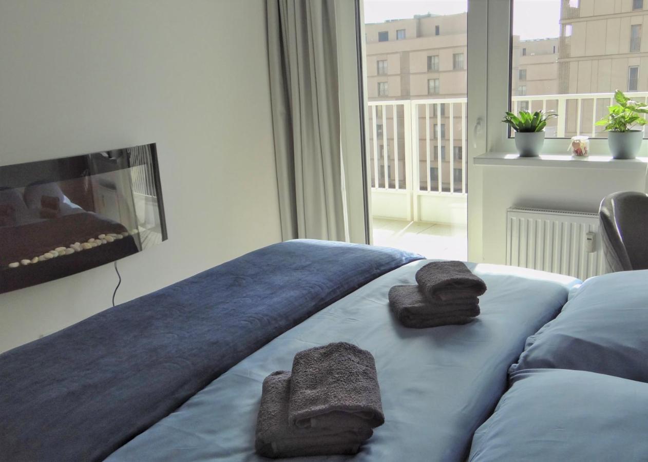 Top Urban Apartment - Free Parking, Green Energy, Modern Style Bratysława Zewnętrze zdjęcie